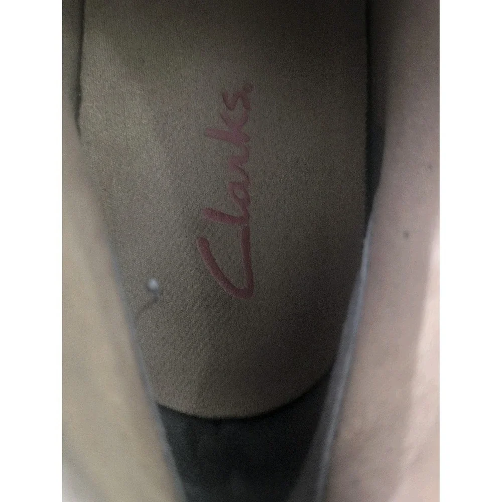 Clarks originals wallabee